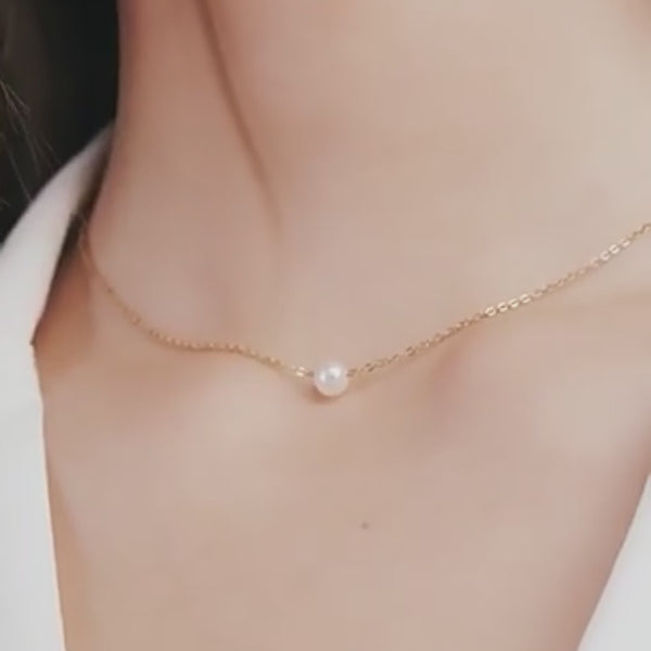 Eda Pearl Necklace